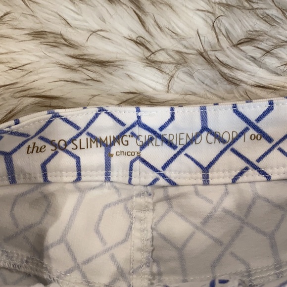 Chico’s The So Slimming Girlfriend Crop Jeans Blue Geometric Print Size 00 - Picture 5 of 11